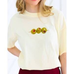 NEW ALL US olive cropped tee in yellow